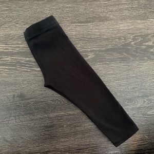 Primary Capri Legging size 5